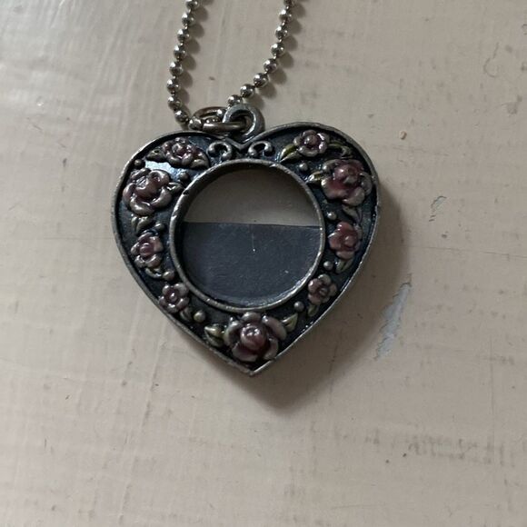 Key to your heart jewelry lot - 2 necklaces, 1 bracelet, pierced earrings - Picture 6 of 16